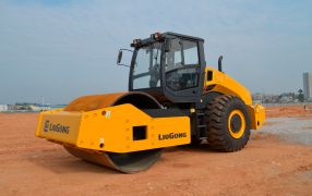 Каток 6118E Каток 6118E