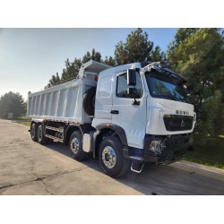 Автосамосвал HOWO T7H 8×4 с кузовом Sunhunk 26 м³ Автосамосвал HOWO T7H 8×4 с кузовом Sunhunk 26 м³